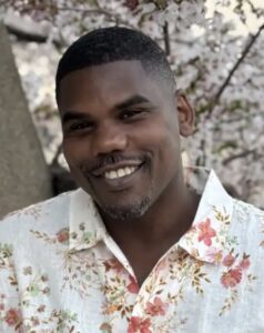 Leshawn Holcomb